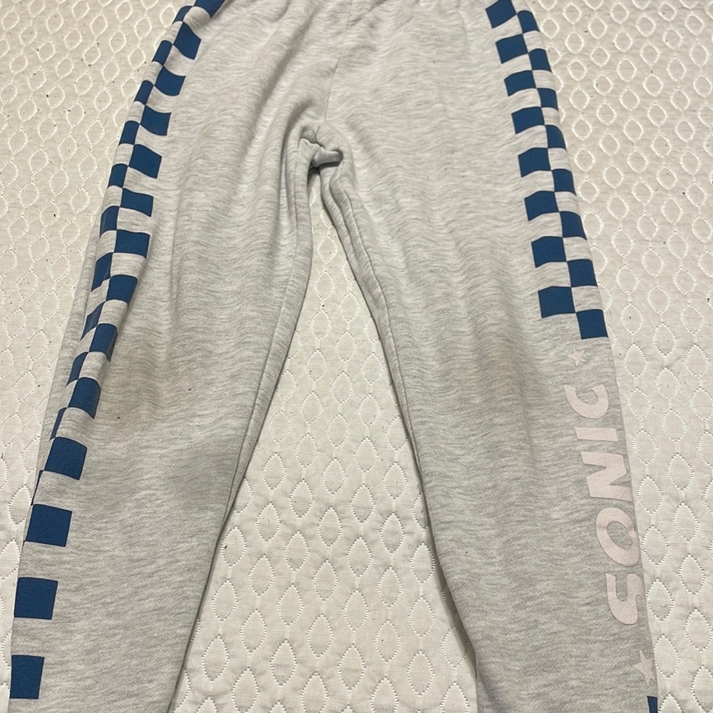 Sweat pants